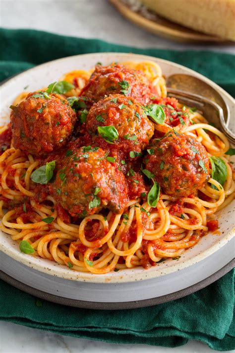 Whole Wheat Spaghetti and Turkey Meatballs with Marinara Sauce, Parmesan Cheese, Broccoli (600HS) - calories, carbs, nutrition