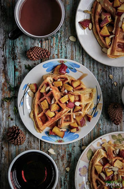 Whole Wheat Waffle, Apple Cinnamon Compote, Greek Yogurt, Vegetarian Sausage Patty (600V) - calories, carbs, nutrition