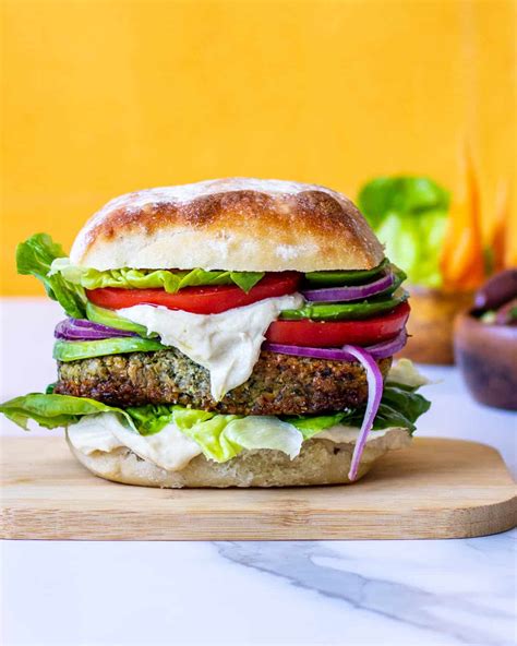 Wild Grain Falafel Sandwich - calories, carbs, nutrition