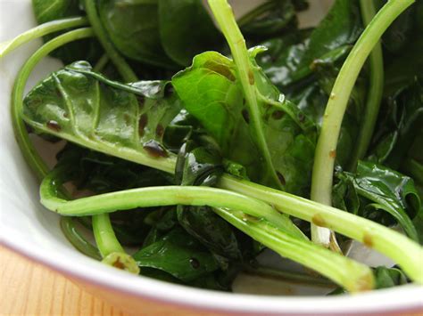 Wilted Spinach with Tofu - calories, carbs, nutrition