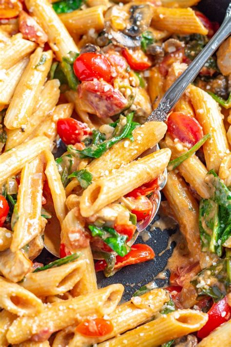 WW Penne with Chicken and Tomato Sauce - calories, carbs, nutrition