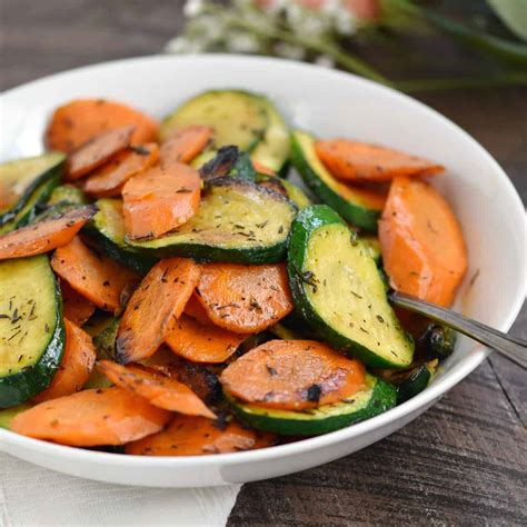 Zucchini Carrot & Squash Yellow Sauteed Confetti 4 oz - calories, carbs, nutrition